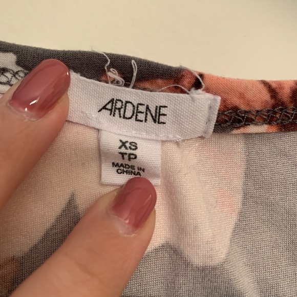 Ardene Grey & Pink Floral T-shirt - Picture 2 of 2